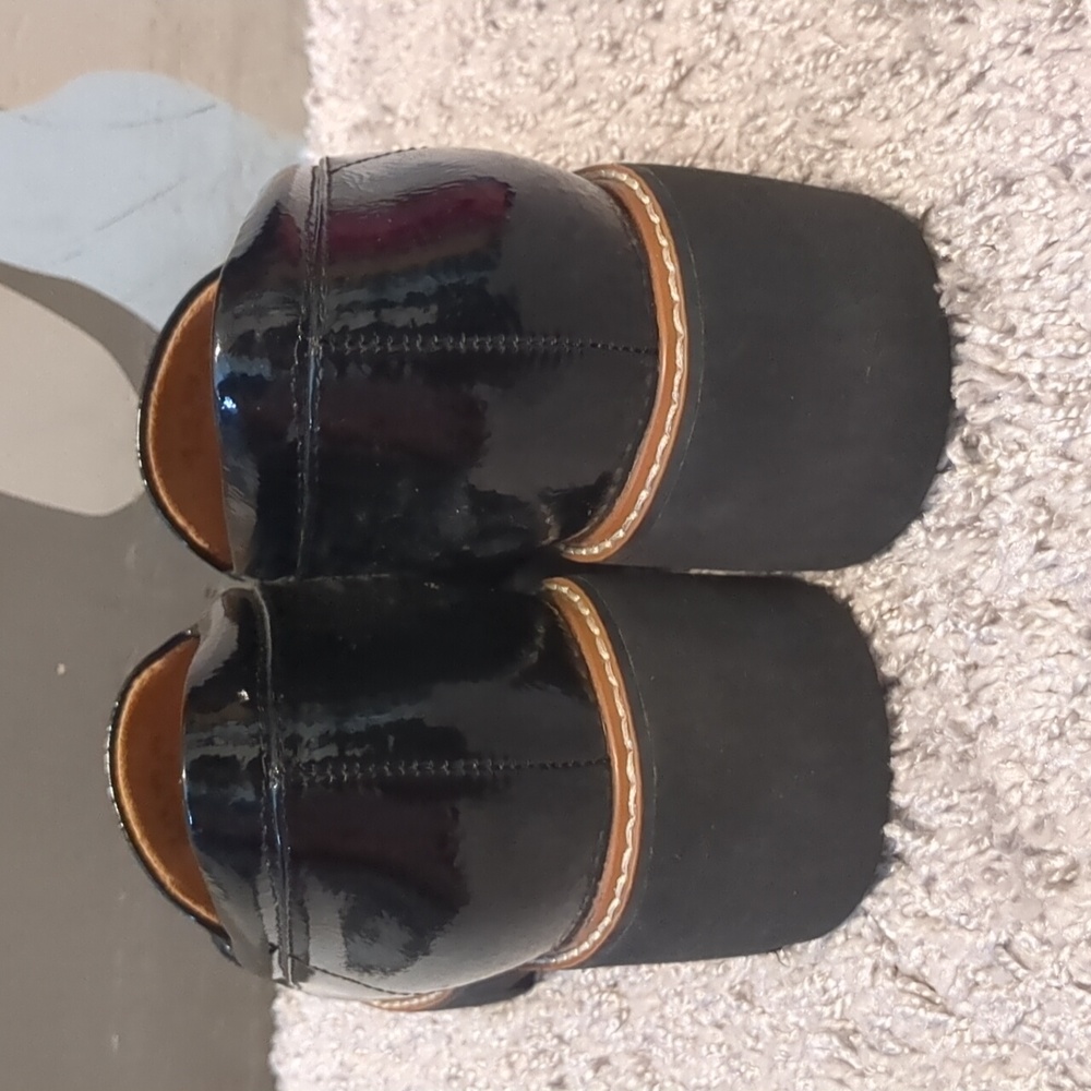 Naturalizer Black Patent Tassel Loafers - Picture 3 of 6
